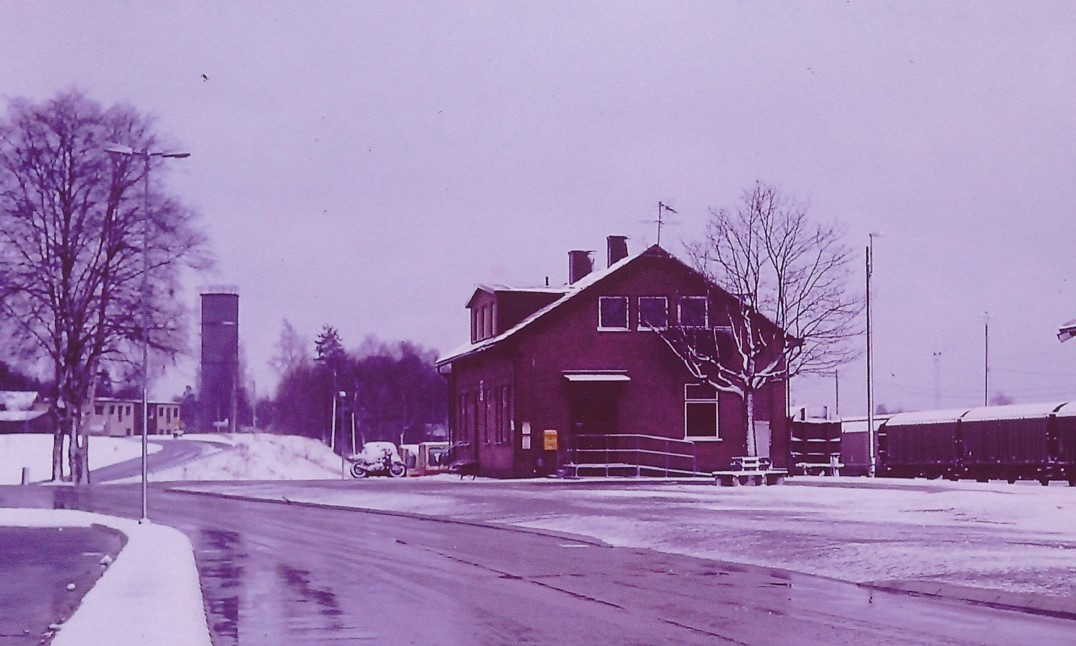 Bild: Järnvägsstationen i Hyltebruk på 80-talet.